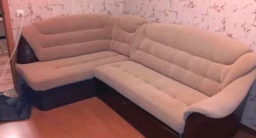 Перетяжка углового дивана. Качканар